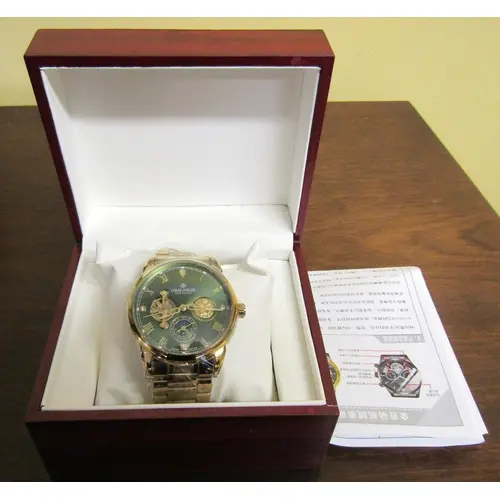 Louie Juelen Twenty Meter Gentleman's Wrist Watch with Origi...