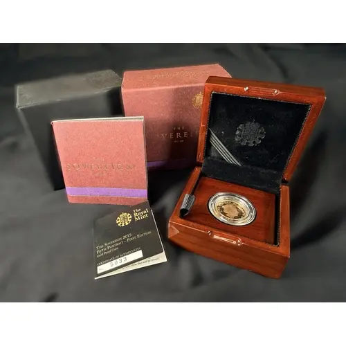 A boxed 'The Sovereign' 2015 Fifth Portrait First Edition Go...