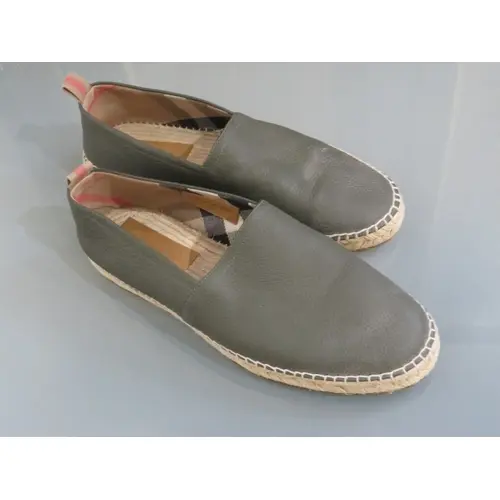 Pair of Burberry espadrille shoes, size 43