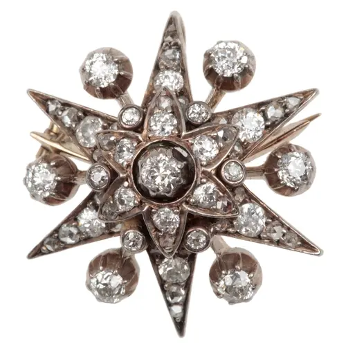 A Victorian diamond pendant/brooch, late 19th century, desig...