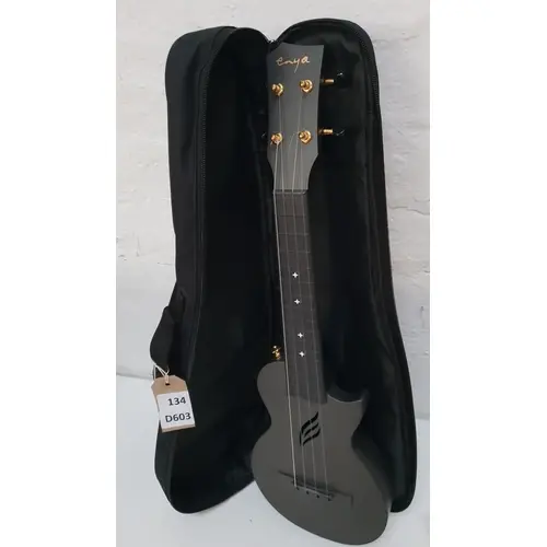 ONE ENYA UKELELE - BLACK INCLUDING ENYA STRINGS, AQUILA STRI...