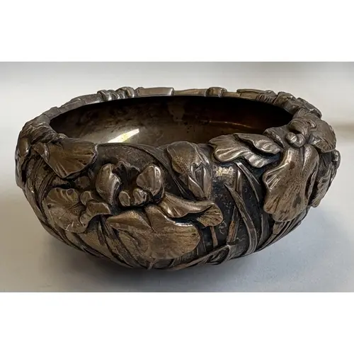 An Antique Japanese Meiji silver bowl with chrysanthemum dec...