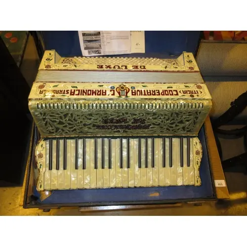 Italia Cooperative L'Armonica Stradella De Luxe Accordion, 1...