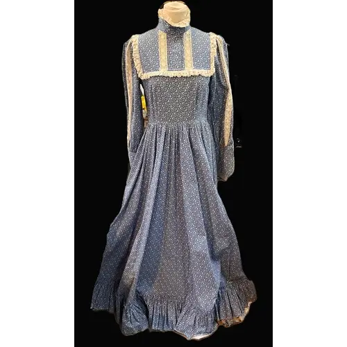 A vintage early 1970's cotton Prairie maxi dress in blue and...