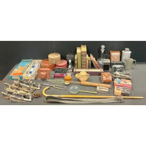 Boxes and Objects - an early 20th century bookbinder’s tooli...