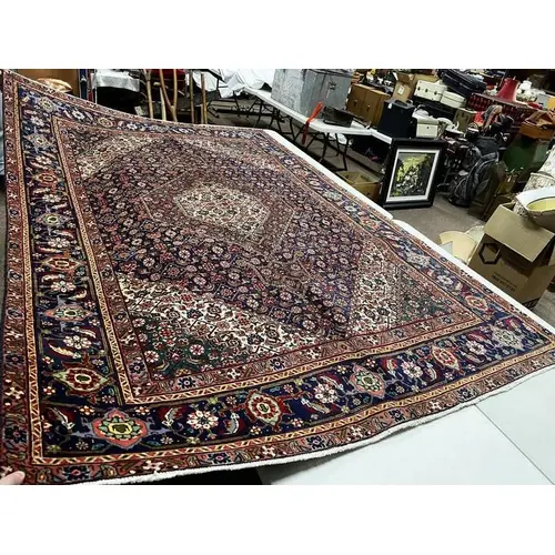 FINE HAND WOVEN PERSIAN BIJAR CARPET WITH TRADITIONAL DESIGN...