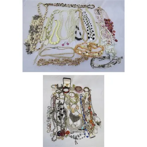 Necklaces incl. shell, faux pearl, stone chips with scarab b...