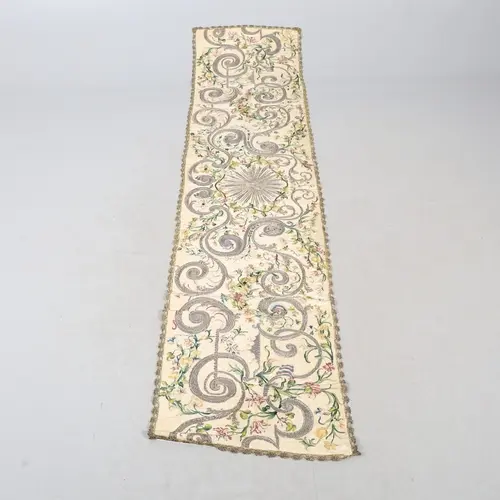 AN 18TH CENTURY SILK EMBROIDERY. possibly ecclesiastical, wo...