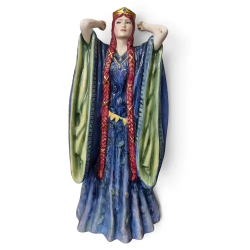 A limited edition Royal Doulton figure of Dame Ellen Terry, ...