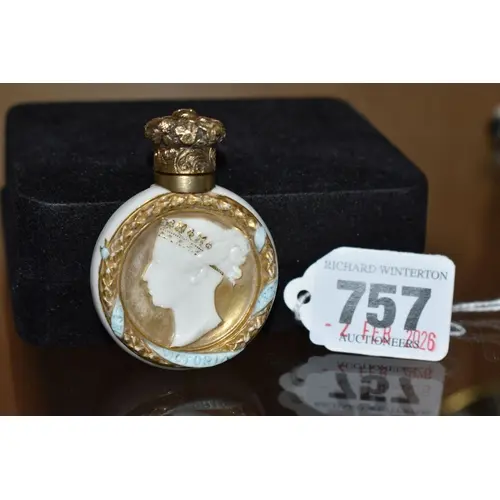A 19TH CENTURY ROYAL WORCESTER GOLDEN JUBILEE SCENT BOTTLE c...