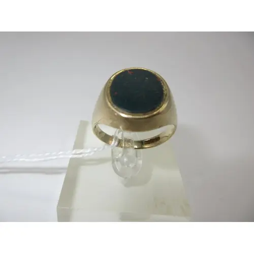 Gents 9ct Gold and Bloodstone Ring, Size S/T, 5.63g