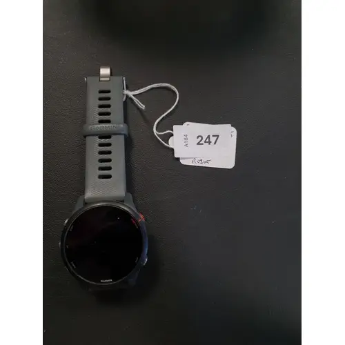 GARMIN FORERUNNER 255 RUNNING WATCH serial number: 7E7144606...