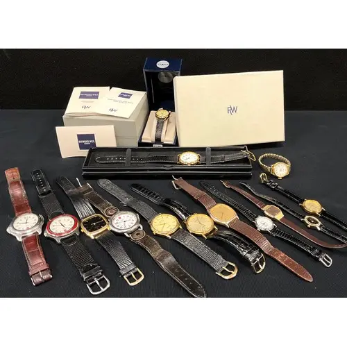 Watches - three modern Swiss Army brand stainless steel case...