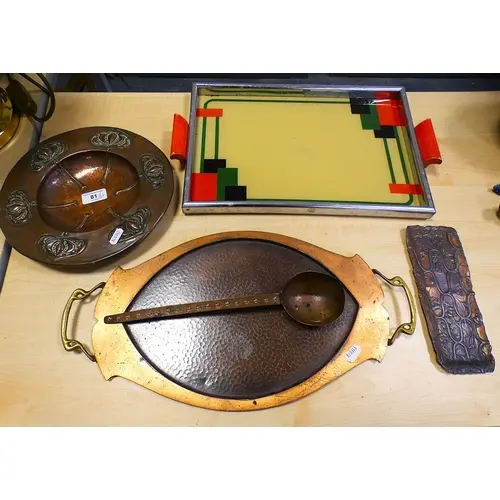 Art Nouveau stylised copper dish, Arts & Crafts style tr...