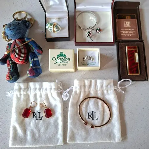 Small collectables to include a Burberry Thomas Punk Pin cas...
