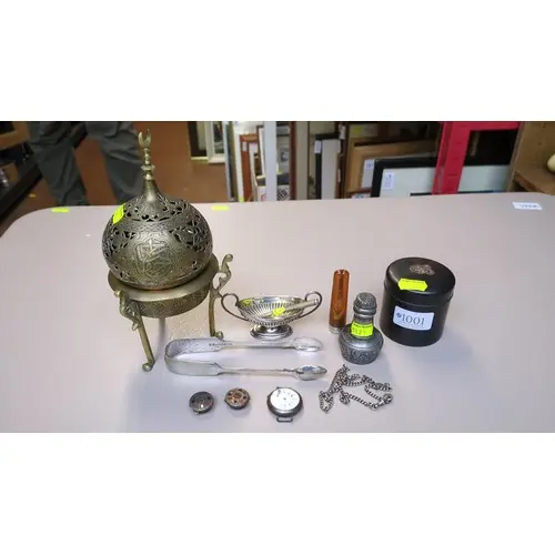A mixed group of metalwares and accessories, including a pie...