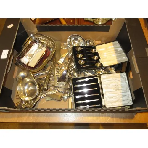 Selection of Silver Plated Items including Cased Coffee Spoo...