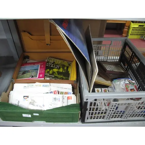 Collectables and Ephemera, including a large quantity of Bri...
