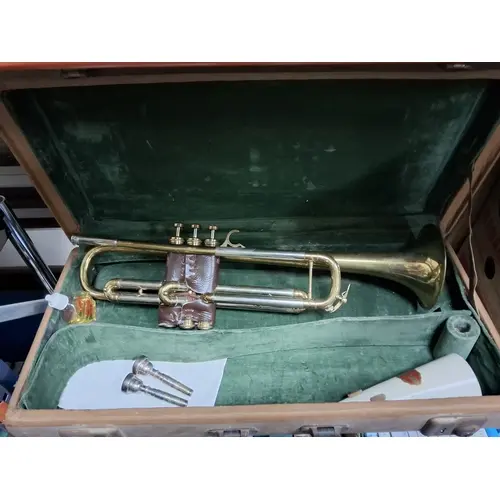A VINTAGE SELMER INVICTA Bb TWO TONE TRUMPET, mid-20th centu...