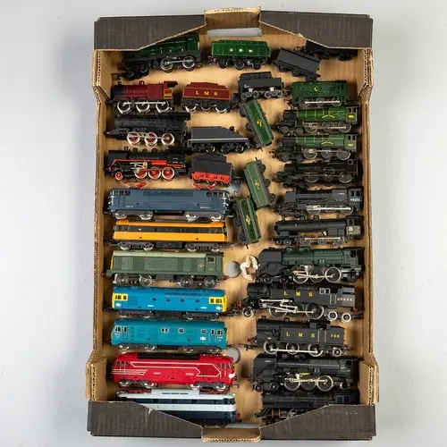 Three fruit trays containing mixed gauge steam loco's and di...