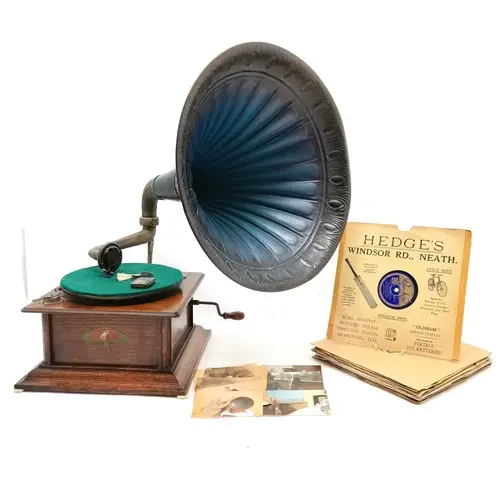 Antique Gramophone with 44.5cm diameter metal horn t/w some ...