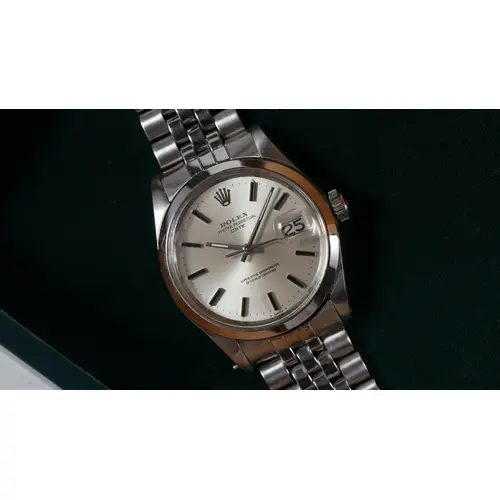Brand: Rolex Model Name: Oyster Perpetual Date Reference: 15...