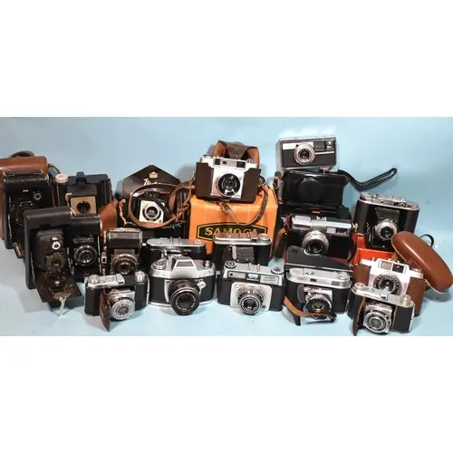A quantity of cameras by Kodak, (x8), Ilford, Voightlän...