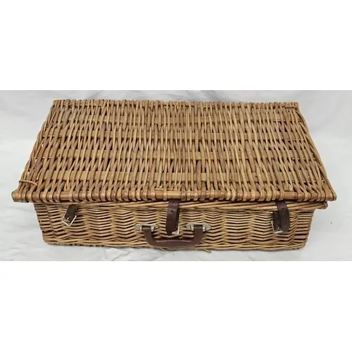 Vintage Wicker Picnic Hamper with leather straps & carrying ...