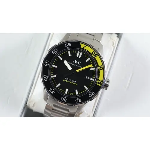 Brand: IWC Model Name: Aquatimer Reference: IW356802 Movemen...