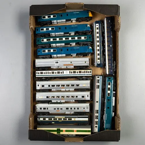 Fruit tray containing 00 gauge coaches and power coaches to ...