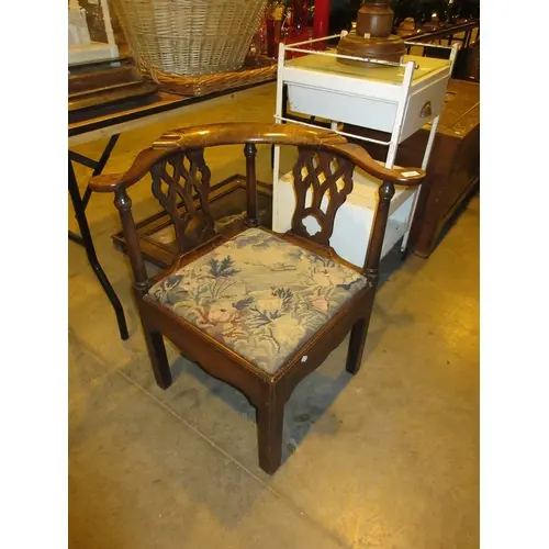 George III Mahogany Corner Chair