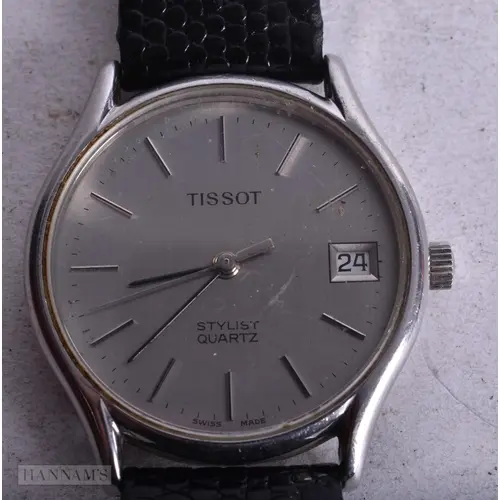 A Tissot Quartz Watch. 3.3cm incl crown. Not working