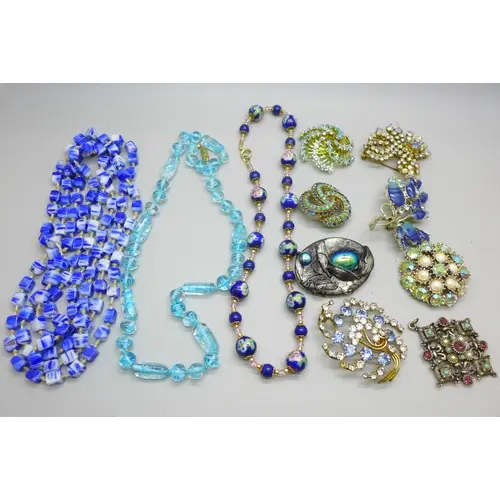 A collection of vintage costume jewellery