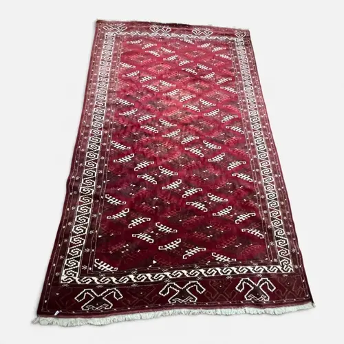 Rugs & Carpets: 20th-century Turkmen hand knotted wool r...