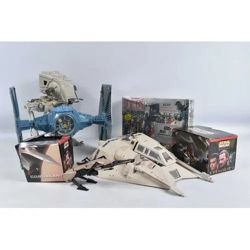 A SELECTION OF UNBOXED VINTAGE KENNER STAR WARS MODEL VEHICL...
