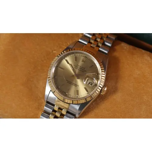 Brand: Rolex Model Name: Datejust 36 Reference: 16233 Moveme...