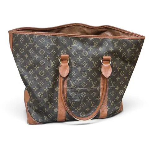 LOUIS VUITTON LARGE HANDBAG H: 39cm W: 58cm...