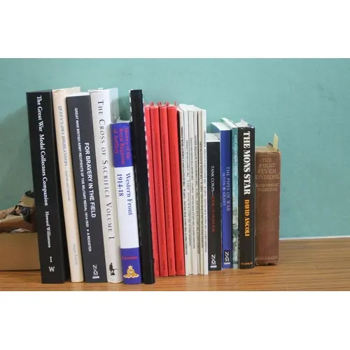 Military interest books to include The Great War Medal Colle...