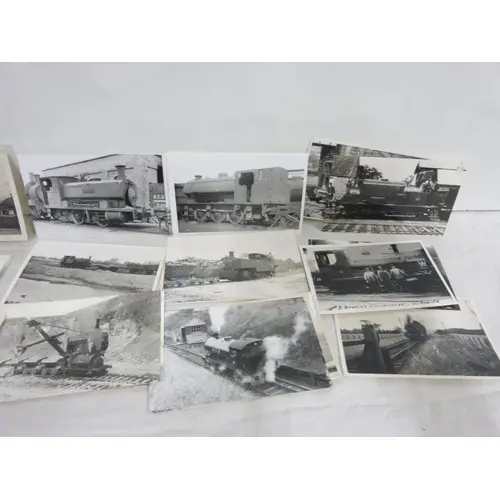 Small bag of vintage locomotive photo's etc