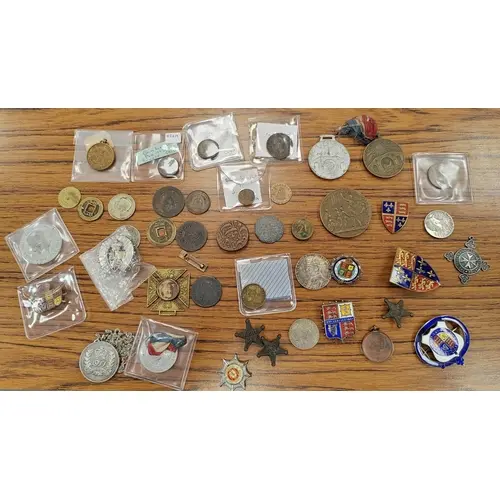 Collection of various 18th-20th century coins and tokens gen...