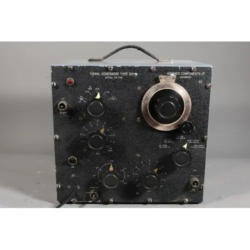 Advance Instruments Signal Generator - Model B3