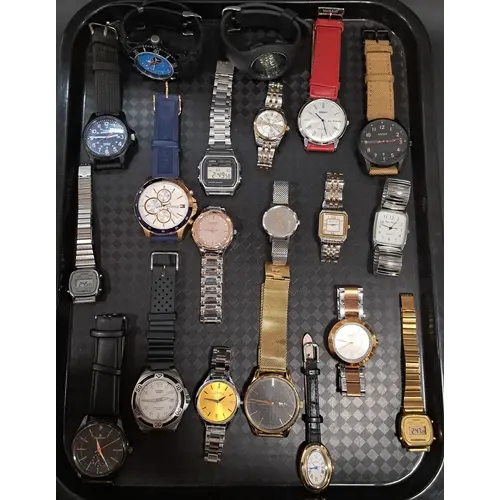 SELECTION OF LADIES AND GENTLEMEN'S WRISTWATCHES including T...