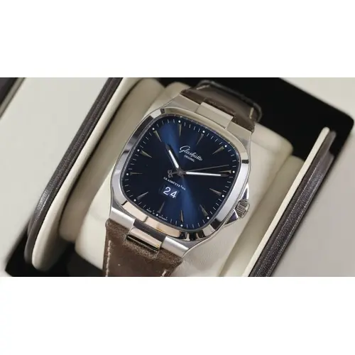 Brand: Glashutte Model Name: Original Seventies Panorama Ref...