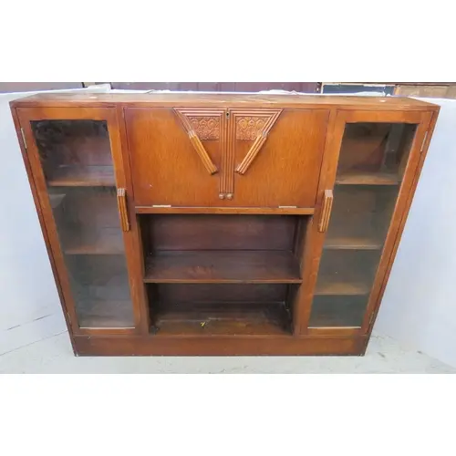 Vintage Art Deco Bookcase with open central shelves, fall en...