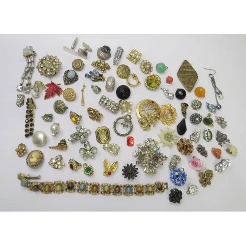 Vintage Costume Jewellery incl. odd earrings, brooches etc. ...
