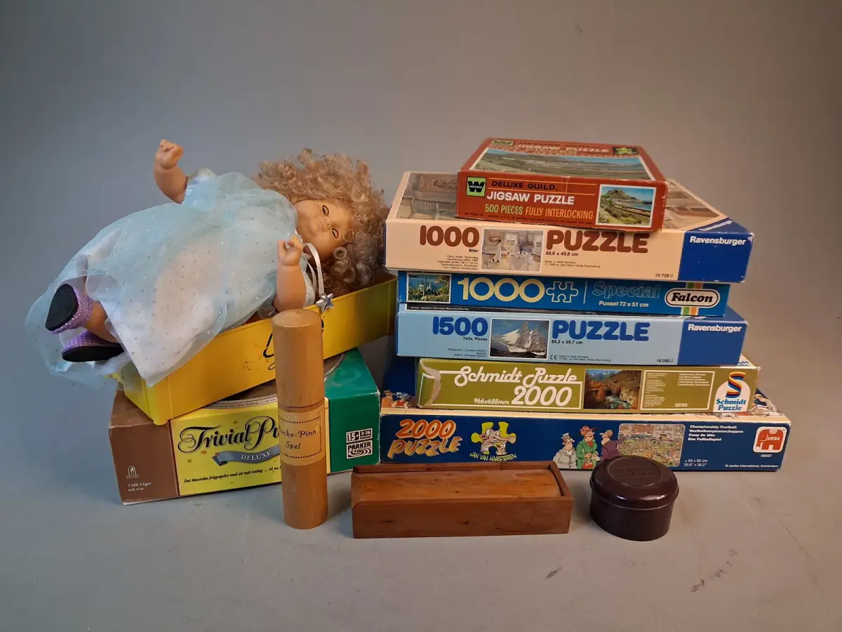 Diverse pussel & spel m.m.