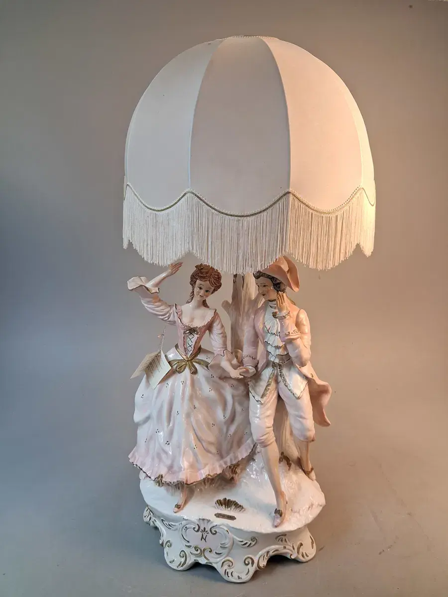 Golvlampa. Guido Cortese, Cevik, Italien.