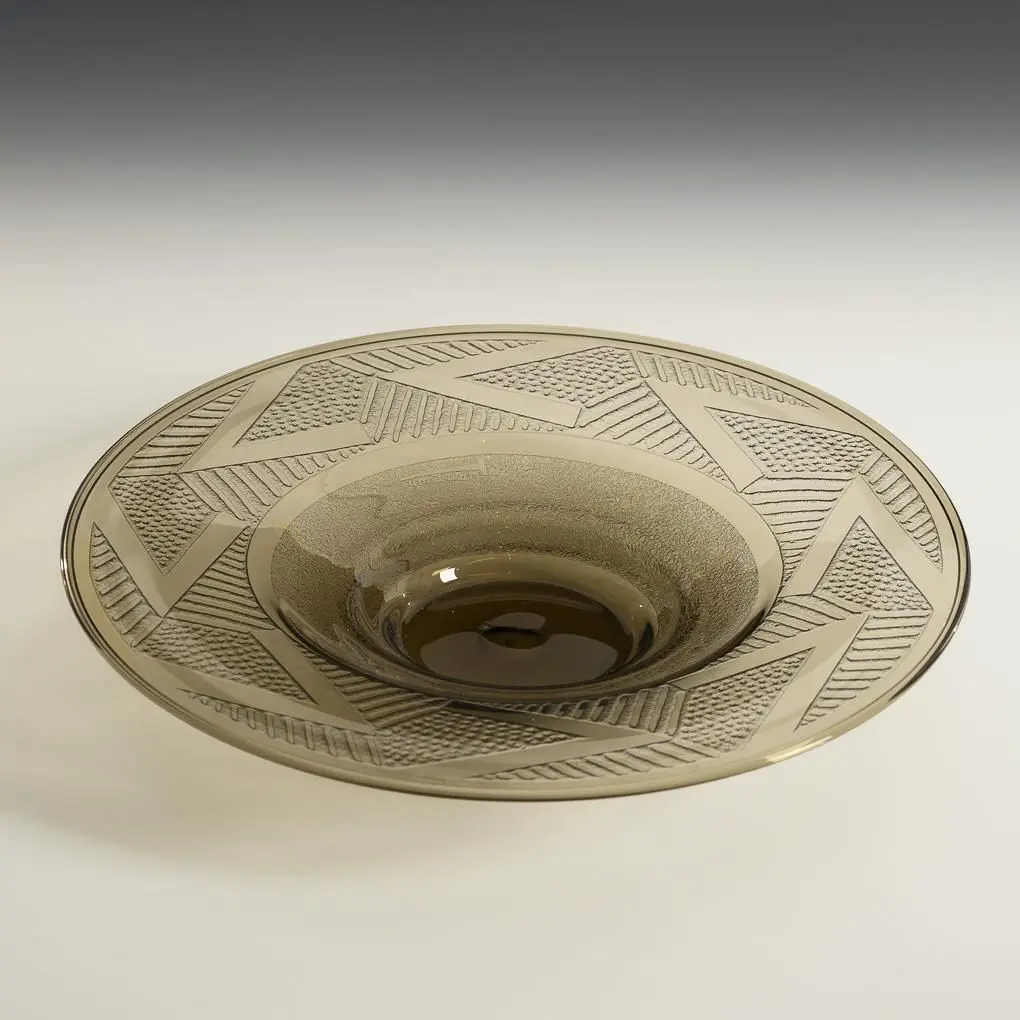 Large Art Deco Bowl. Verrerie d'Art Metz.