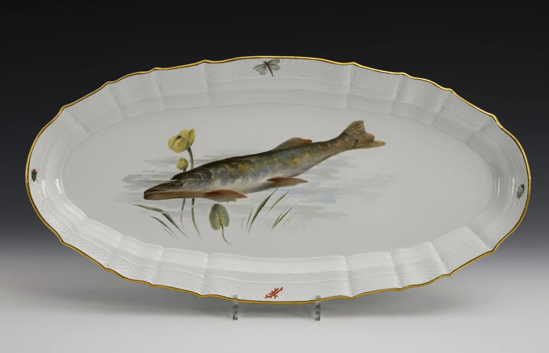 Fish platter. Meissen.