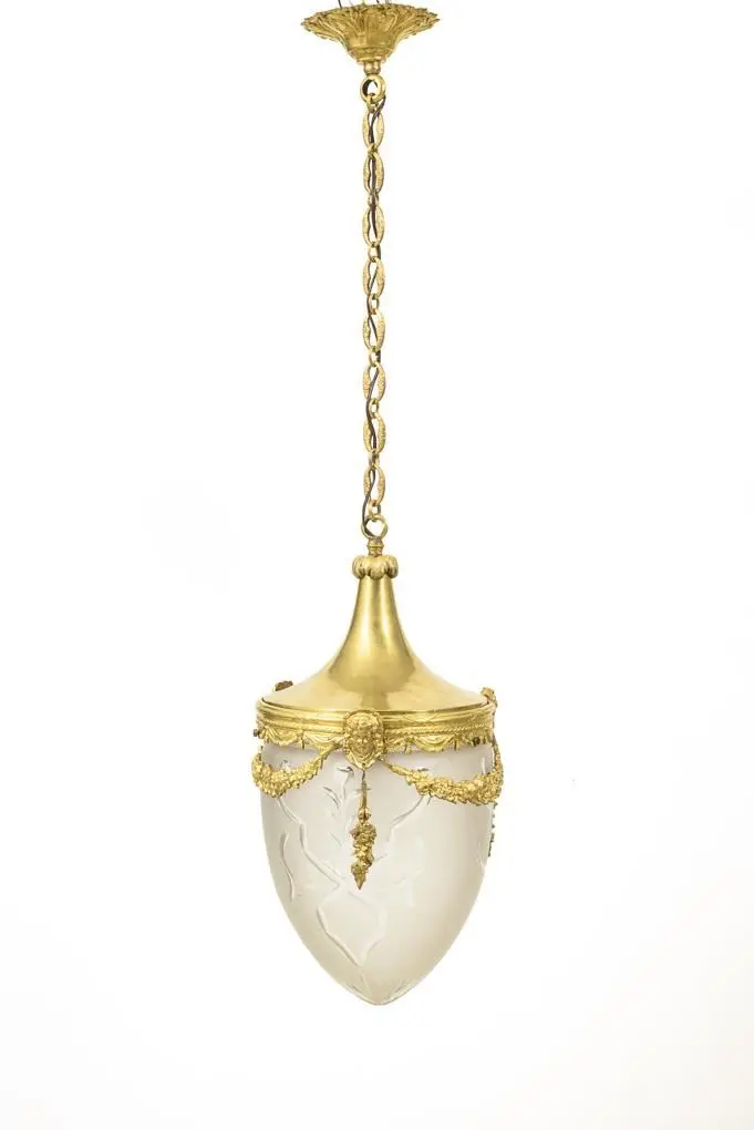 Magnificent pendant lamp.
